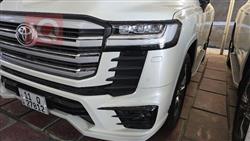 تۆیۆتا لاند کروزەر